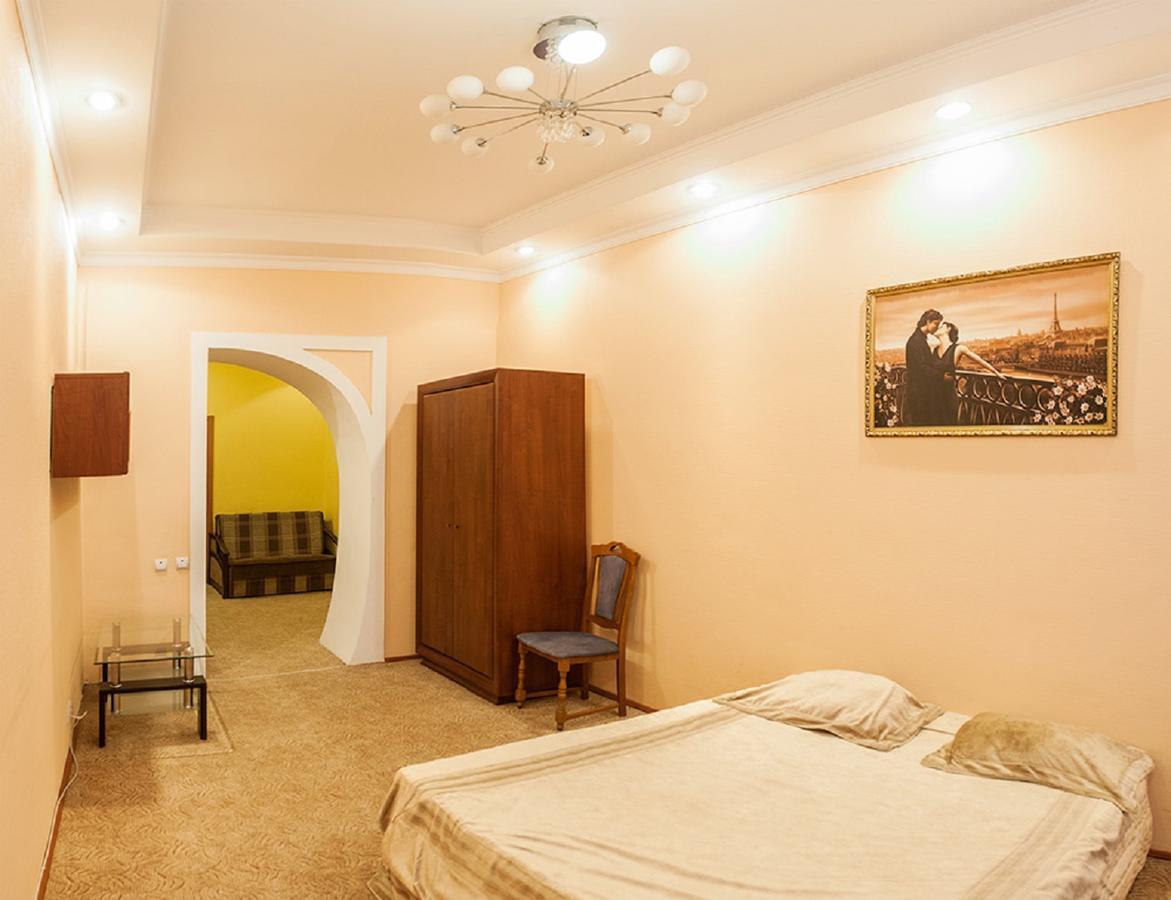 Apartamenty on Konyskogo 5\2 Lwów Zewnętrze zdjęcie